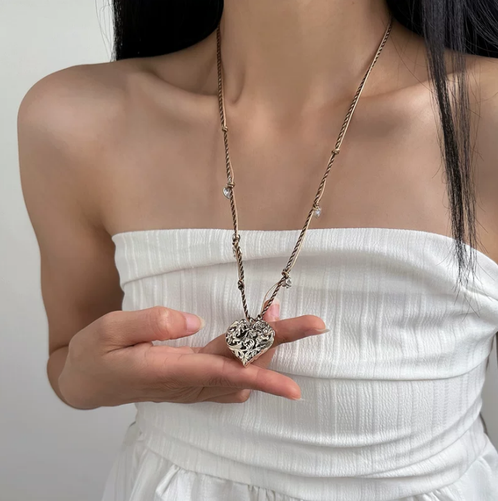 Roseheart Vintage Pendant